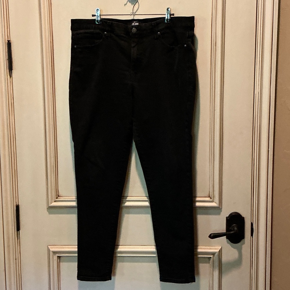 LuLaRoe Women's Black Skinny Jeans